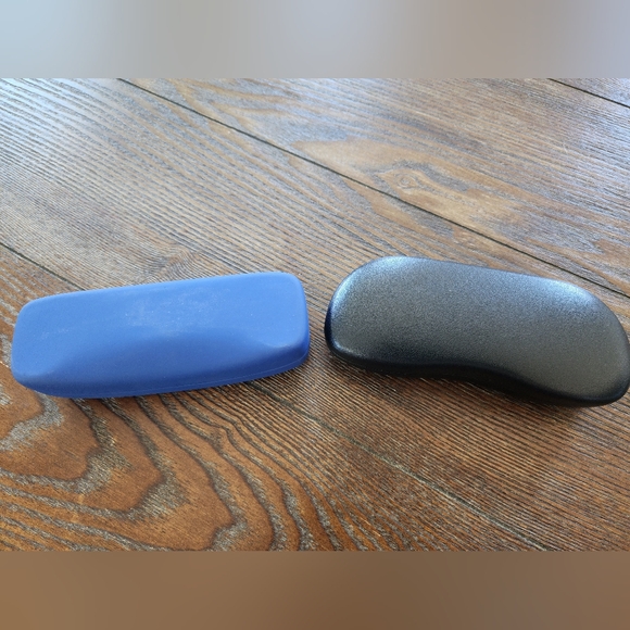 Ray-Ban Eyewear Glass Sunglass cases.  Black and Blue Children's sizes - Picture 2 of 5